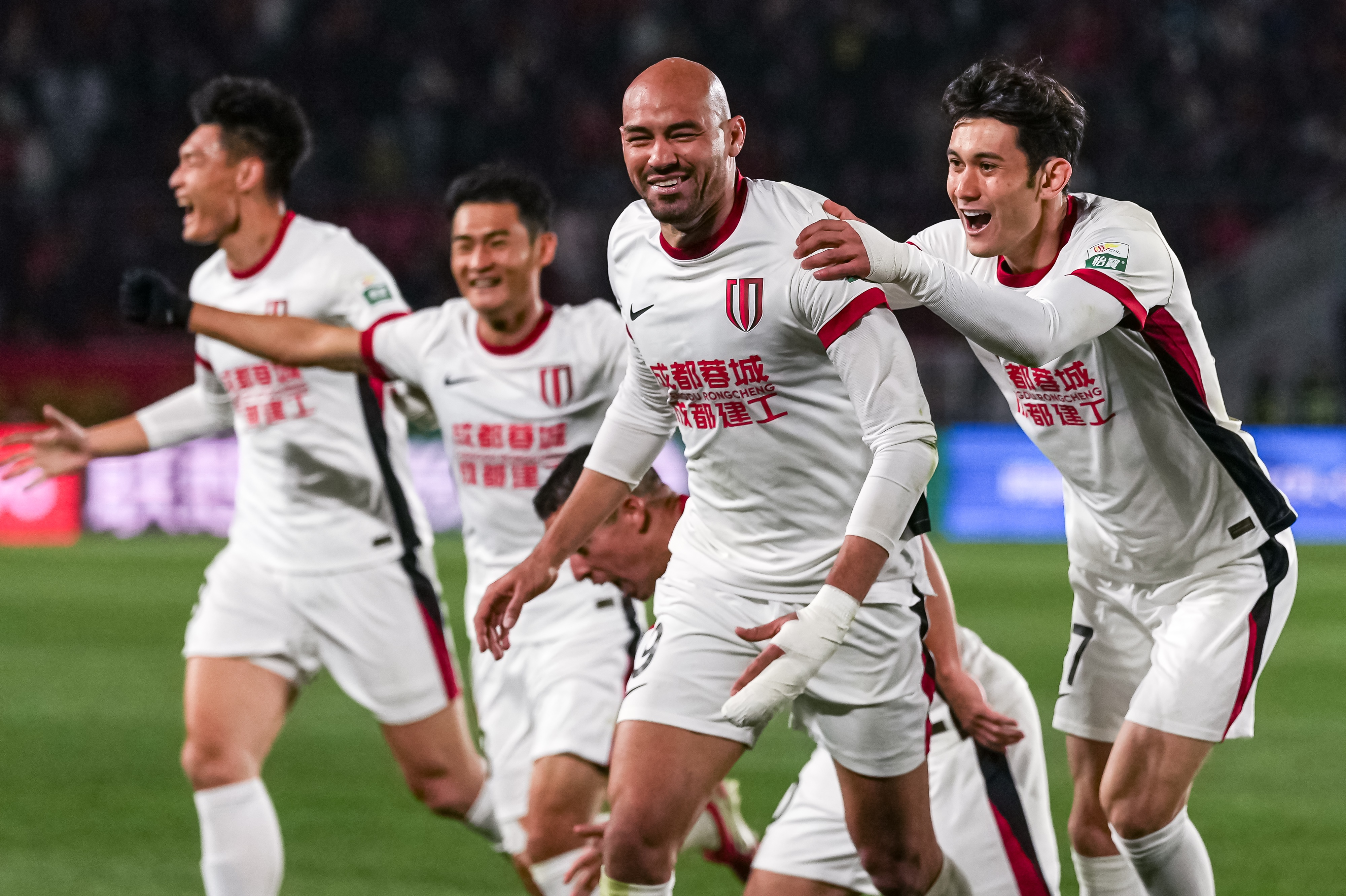 主場(chǎng)3-0完勝，蓉城終結(jié)對(duì)河南四連敗