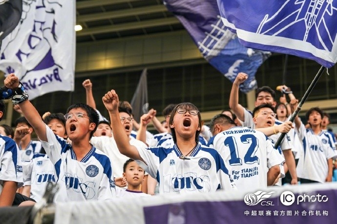 主場(chǎng)首勝破荒，河南隊(duì)官方謝球迷